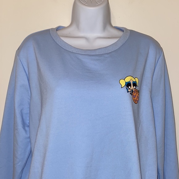 NWOT Women’s Powerpuff Girls/Bubbles Sky Blue RomWe Crewneck Sweatshirt - Picture 5 of 12